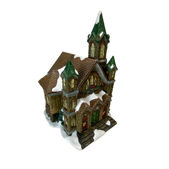 Santas Workbench Victorian Stoneybridge Church Lighted Christmas Village NEW - Picture 3 of 8